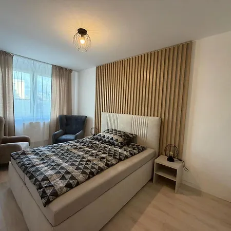 Luxury Terrace For 4 *