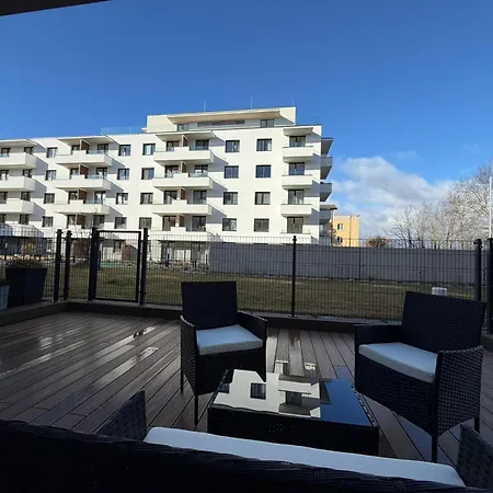 Luxury Terrace For 4