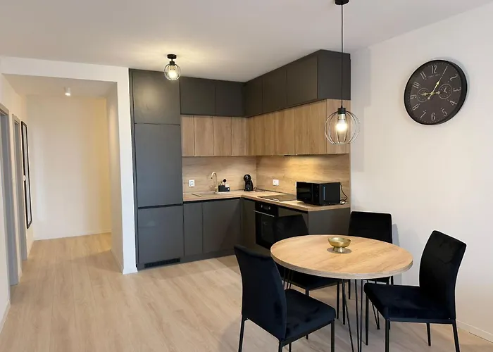 Apartment Luxury Terrace For 4