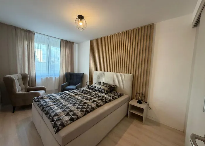 Luxury Terrace For 4 *